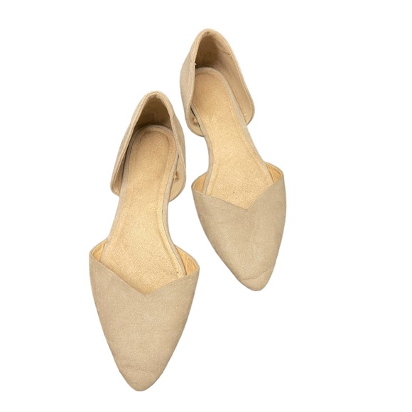 ✨ TAN FLATS✨ - Picture 4 of 7